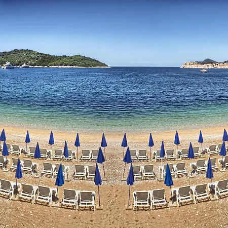 5242-1 For 2 Pers In *