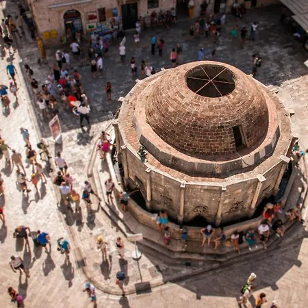 5242-1 For 2 Pers In