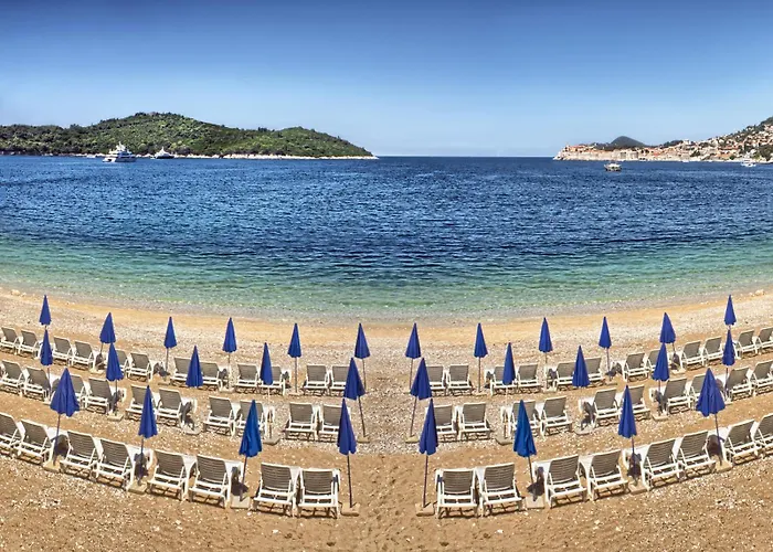 5242-1 For 2 Pers In *