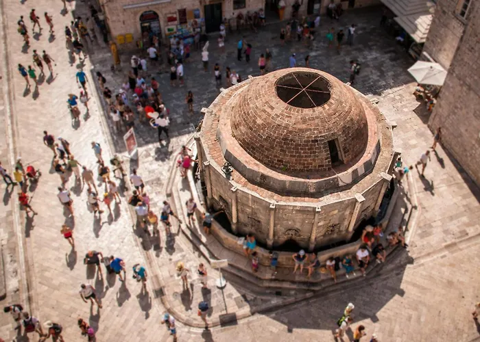 5242-1 For 2 Pers In